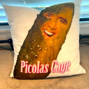 Picolus Cage velvet pillow